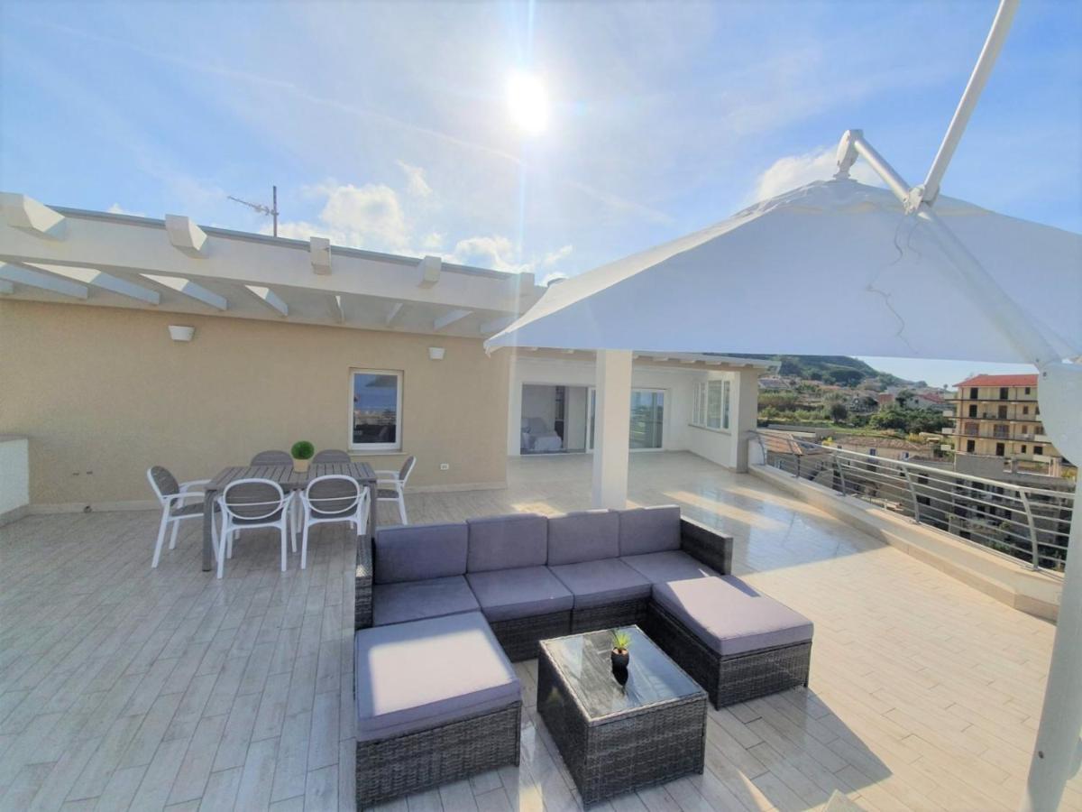 Sapphire Penthouse Leilighet Tropea Eksteriør bilde