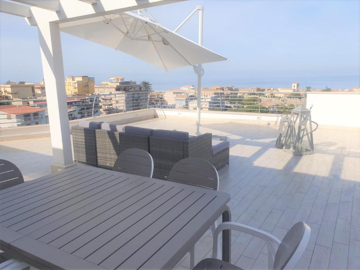 Sapphire Penthouse Leilighet Tropea Eksteriør bilde